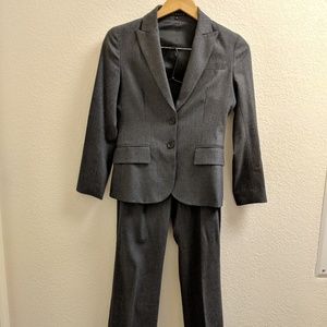 Theory Gray Suit Blazer (Size 00) + Pants (Size 0)